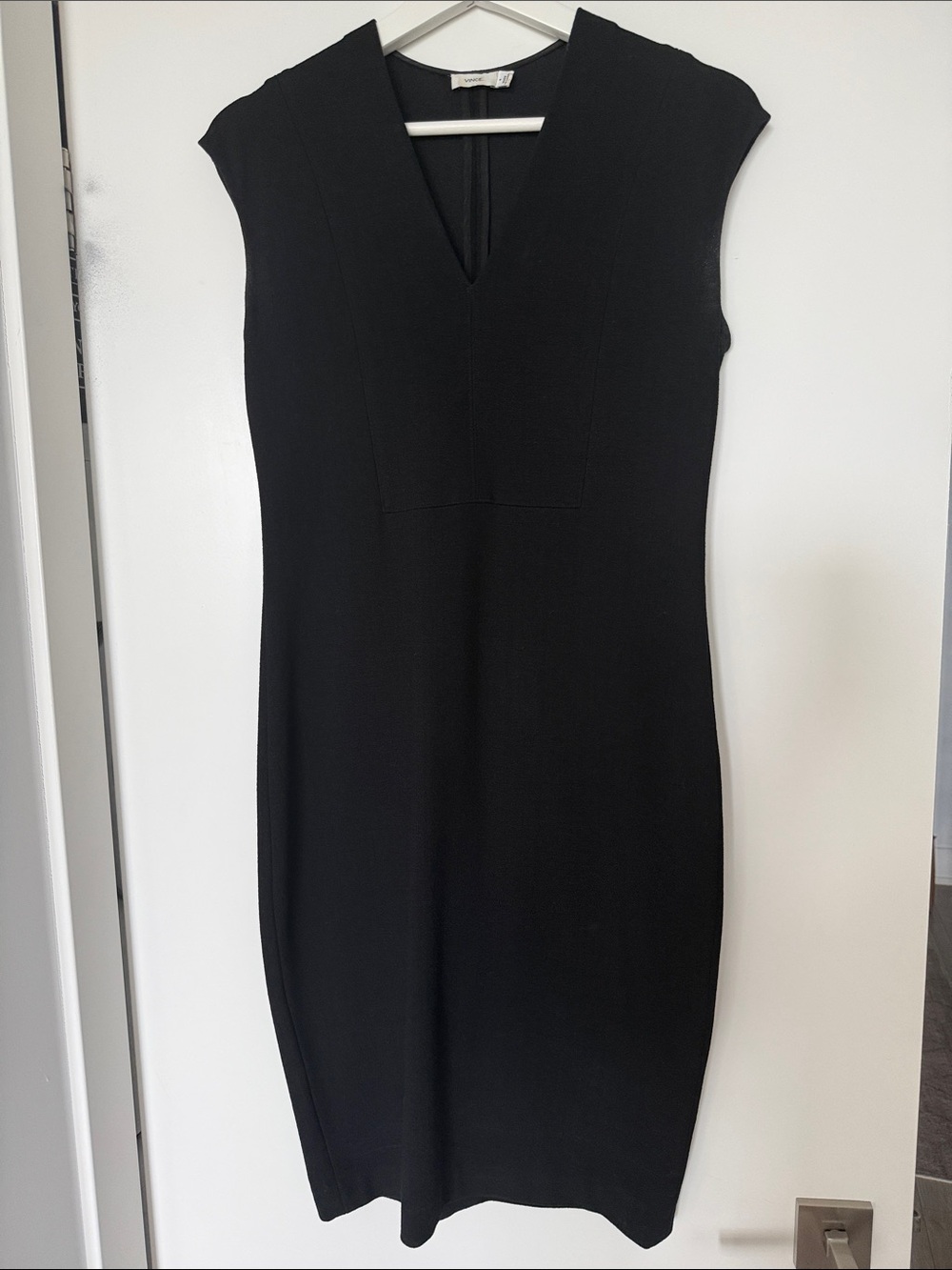 Vince - Classic Black V-Neck Sheath Dress - Size 6